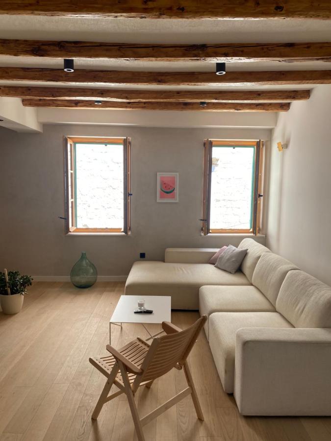Ancient & Modern Apartment Sibenik Exterior photo